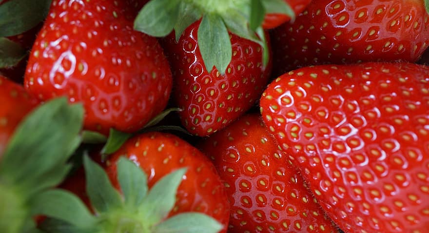 Erdbeeren, rot, Obst, Süss, Lebensmittel, reif, köstlich, gesunde Ernährung, Essen, saftig, Vitamine