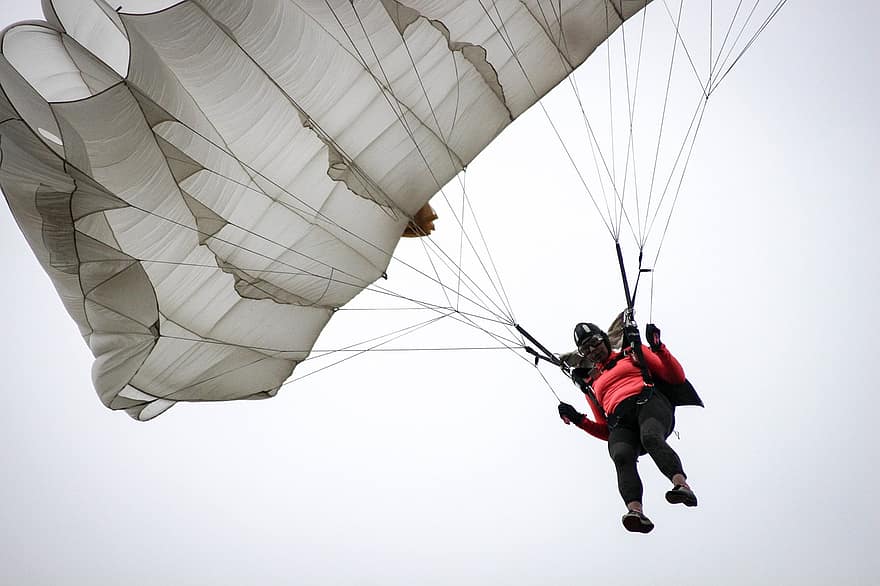 Parachute, Skydiving, Woman, Sky, Skydiver, Sports, Recreational Activity, Flying, Flight, Adventure