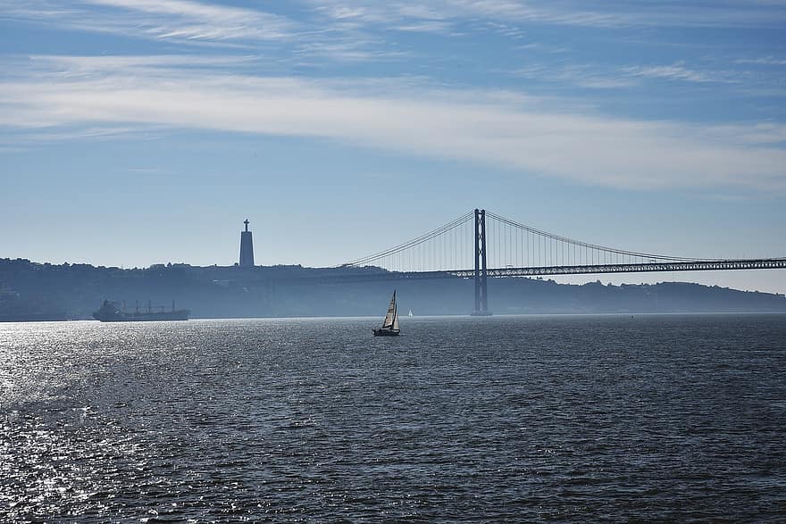 جسر ، نهر ، لشبونة ، البرتغال ، قارب ، الإبحار ، السفر ، مدينة ، مصب