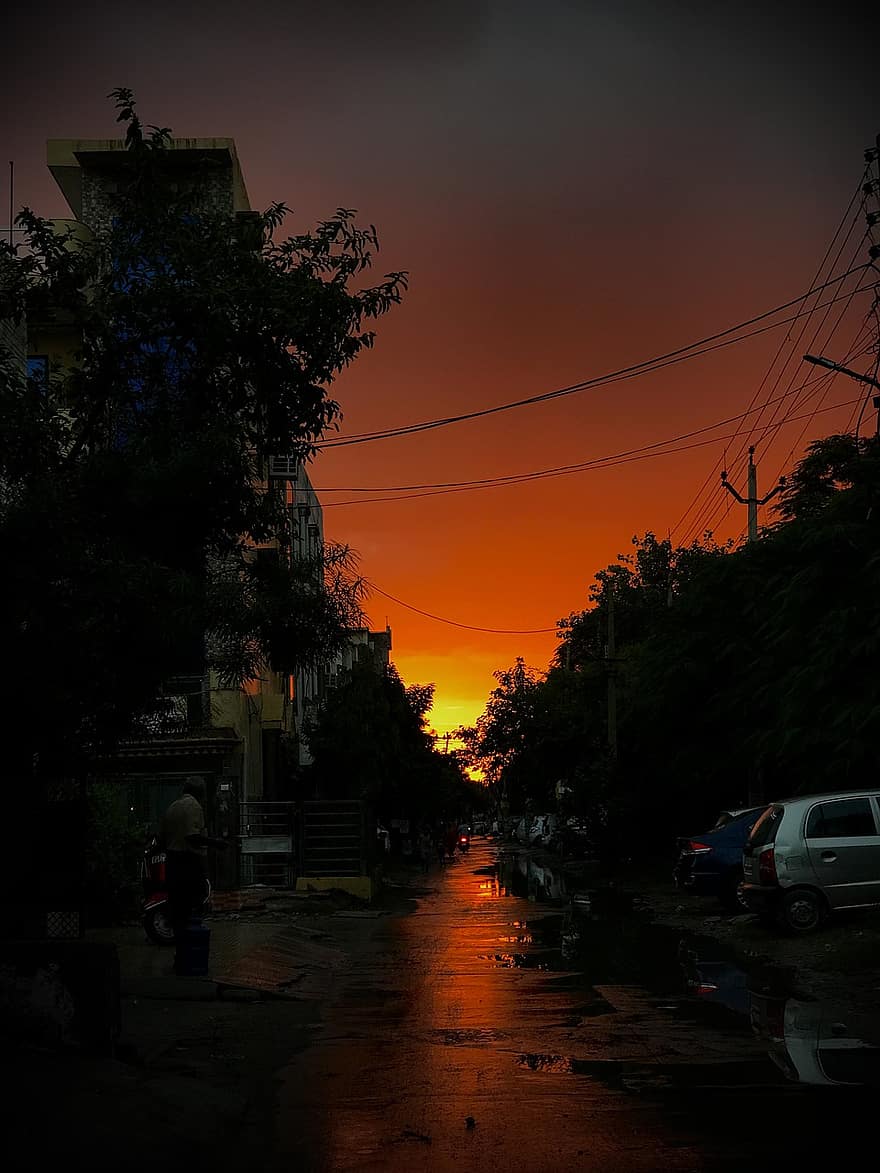 सूर्य का अस्त होना, सड़क, Faridabad, पोखर, भीगा हुआ, शहरी, सड़क पर, गोधूलि बेला, सांझ, शाम
