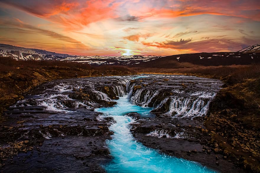 Islandia, cascades, posta de sol, muntanyes, en cascada, torrent, aigua, que flueix, flux, aigua que flueix, vespre