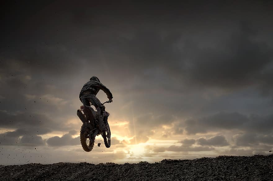 motocicletta, attraversare, saltare, tramonto, motociclo, sporco, ciclista, all'aperto, concorrenza, il motore, azione