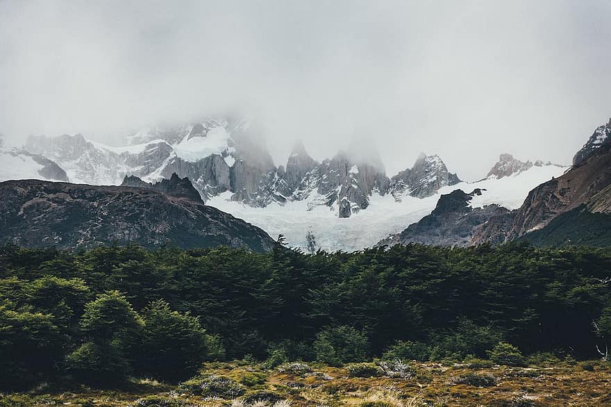 горы, снег, лес, деревья, туман, горный хребет, пейзаж, природа, Аргентина, Патагония, El Chaltén
