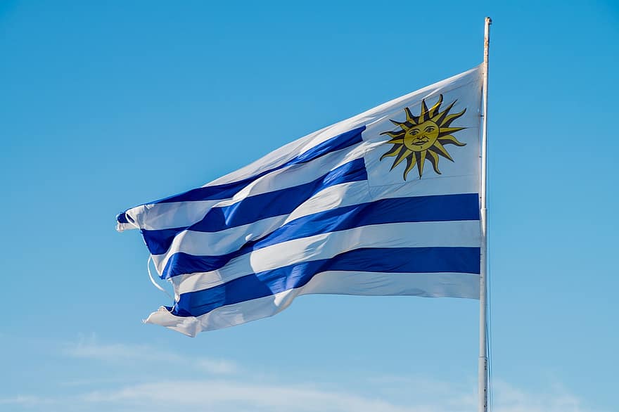 Uruguay, drapeau, mât de drapeau, pays, symbole, nation, drapeau national, ciel