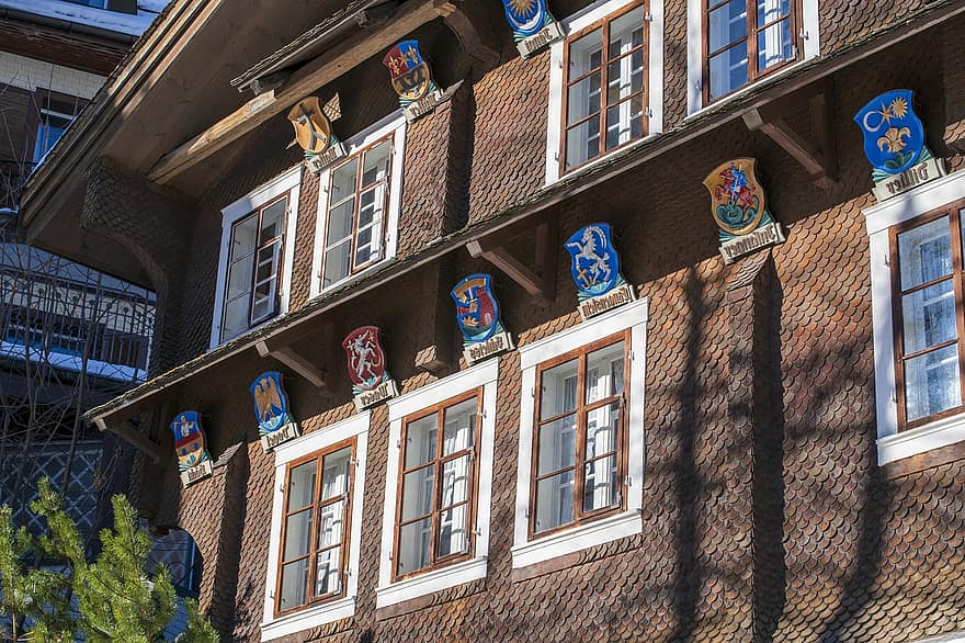 edificio, ventanas, invierno, escudos, escudo de armas, fachada, arquitectura, Engelberg