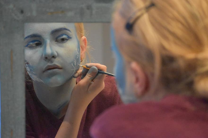 Grimeren, Face Paint, Woman, Portrait, Face, Face Painting, Carnival, Brush, Blue, Children, Mirror Image