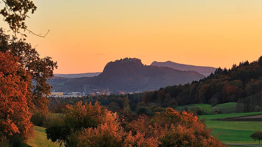 лес, осень, заход солнца, Hohentwiel, Германия, Hegau, вечерняя атмосфера, пейзаж, сельская сцена, дерево, смеркаться