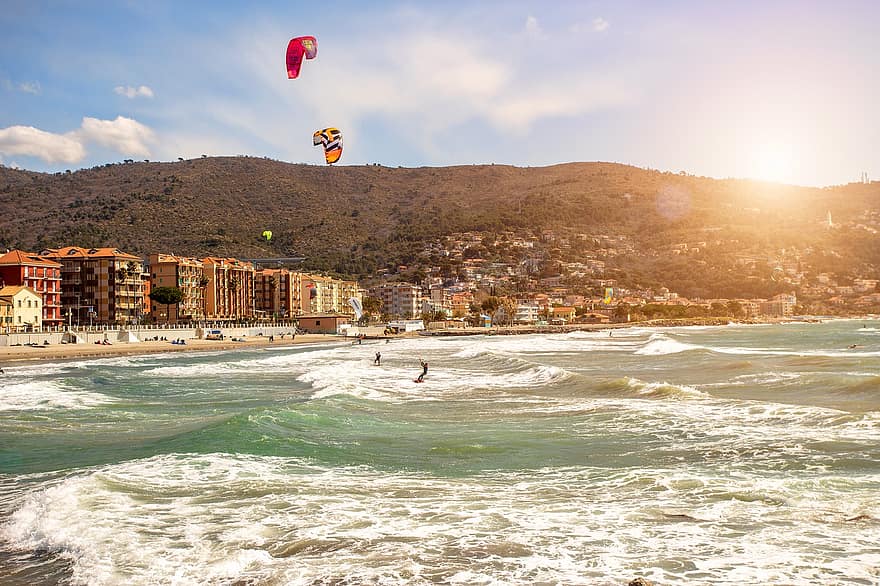 kiteboarding, mare, plajă, lumina soarelui, kitesurfing, surfing, sporturi de apa, sportiv, surfer, kitesurfer, kiteboarder