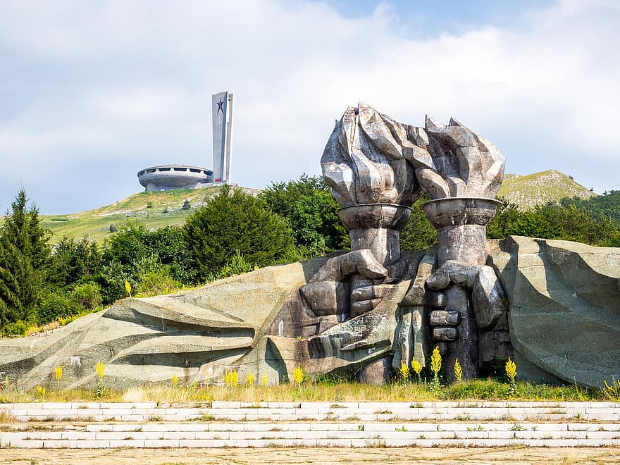 Buzludzha, Monument, Sculpture, Building, Landmark, Communist, Saucer, Tower, Bulgaria, Architecture, Brutalist