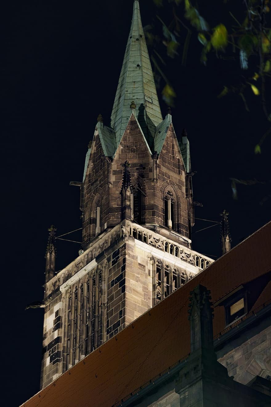 baznīca, tornis, naktī, katedrāle, gotiskais, arhitektūra, baznīcas tornis, kristietība, vēsturiska, reliģiju, slavenā vieta