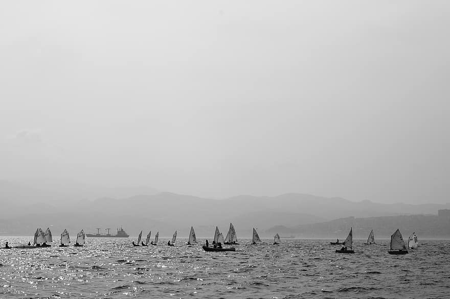 minimalistische, zeilen, zee, boot, balans, bergen, visvangst, zwart en wit