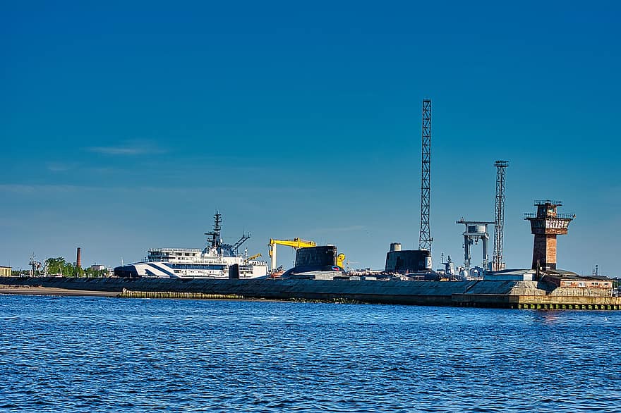 sukellusvene, Severodvinsk, portti, Vienanmeri, laivaus, merenkulkualus, kuljetus, teollisuusalus, kaupallinen telakka, ala, nosturi