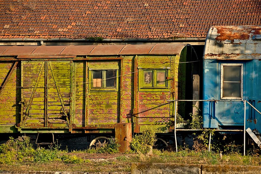 列車、ビンテージ、日没、バルナ、ブルガリア、鉄道、古い、放棄された、建築、ルーフ、田園風景