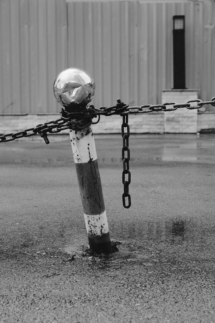 palos, palo, Imagen en blanco y negro, triste, cadena, metal, acero, planchar, de cerca, oxidado, antiguo