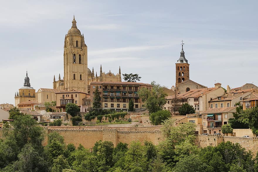 Испания, Сеговия, катедрала, град, градски пейзаж, църква, градски стени, дървета, архитектура, сгради, известното място