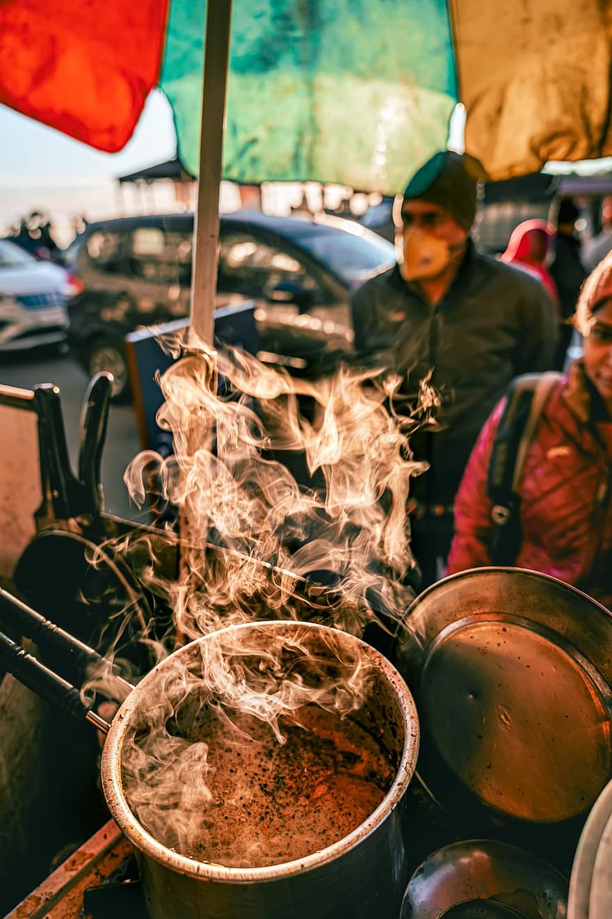чай, уличен продавач, кофеин, индийска улица, щанд за индийски чай, изгрев, слънчеви лъчи, мъгла, дим