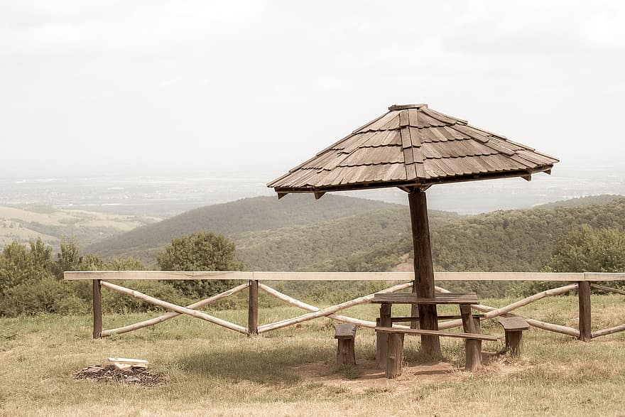 banc, taula, àrea de pícnic, lloc de descans, vall, muntanyes, punt de vista, paisatge, ciutat, Serra, Brankovac