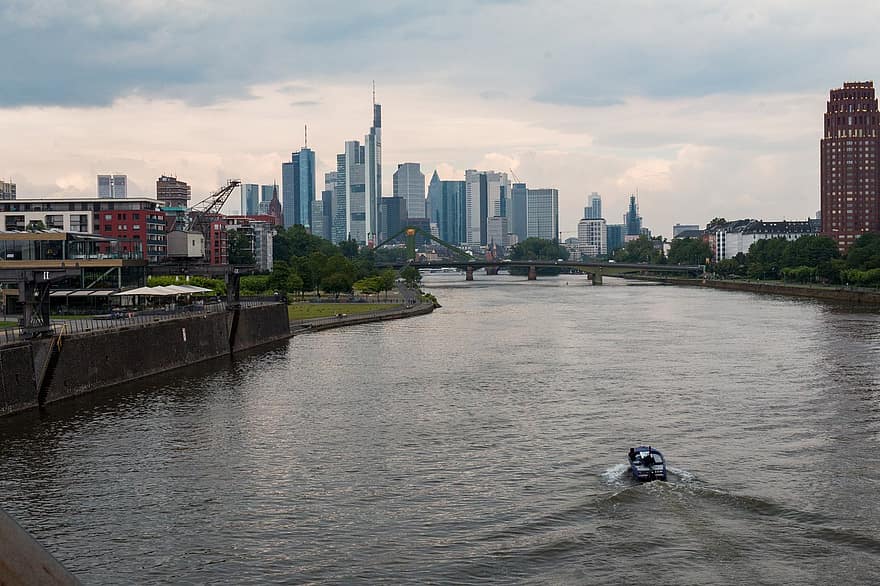 Frankfurt, Miasto, rzeka, sylwetka na tle nieba, Budynki, architektura, Niemcy, wieżowiec, pejzaż miejski, woda, miejska linia horyzontu