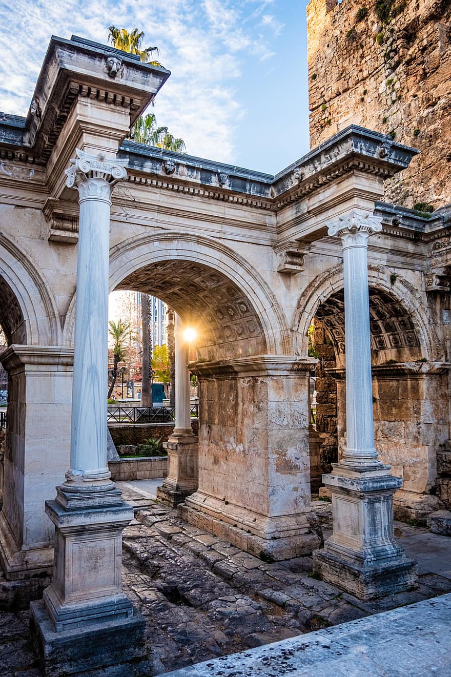 Hadrianstor, uralt, Säulen, die Architektur, historisch, Wahrzeichen, Reise, Kultur, Antiquität, Antalya, berühmter Platz