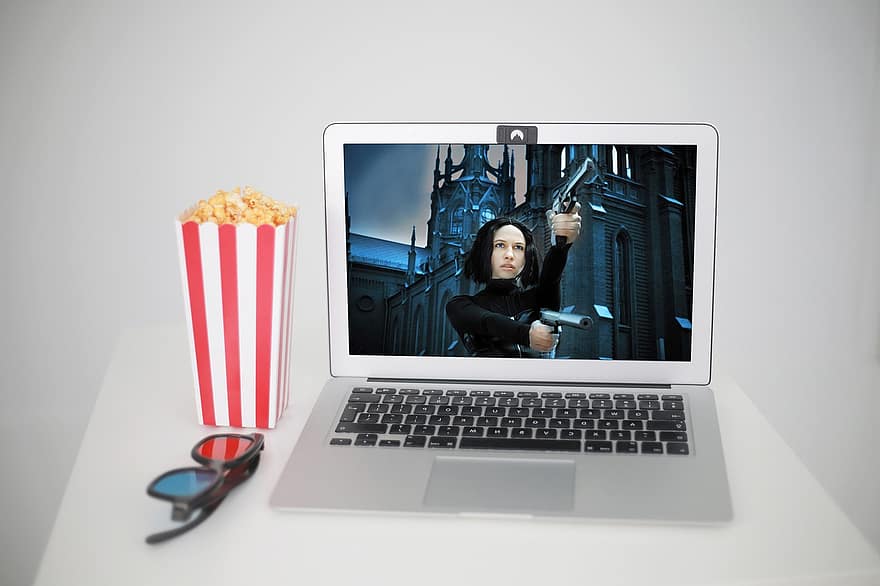 Laptop, Film, Popcorn, Video Streaming, Streaming Medien, Streaming-Service, Serie, Video, Medien, Bildschirm, Anzeige