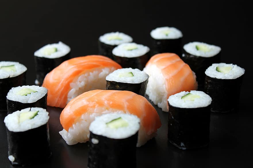 σούσι, maki, nigiri, αγγούρι, σολομός, ρύζι, ψάρι, Ιαπωνικά, φαγητό, ρολό, φρέσκο