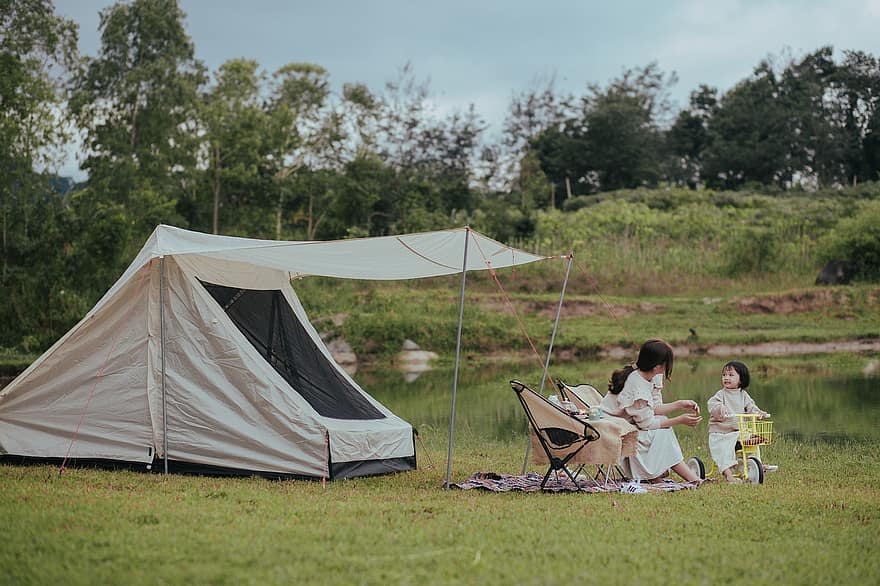 piknik, camping, mor og barn, familie, telt, Camping, parkere, sommer, barn, smilende, gress
