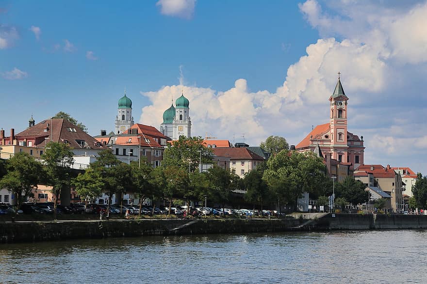 건물들, 교회에, 둥근 천장, 탑, 종교, 강, 건축물, 역사적인 중심지, 관광 여행, Passau, 다뉴브 강