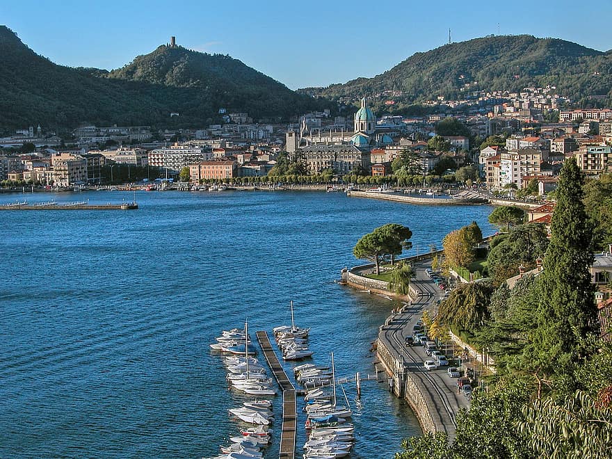jezioro, Jezioro Como, Miasto, Włochy, Lombardia, turystyka, krajobraz, łodzie, molo, duomo