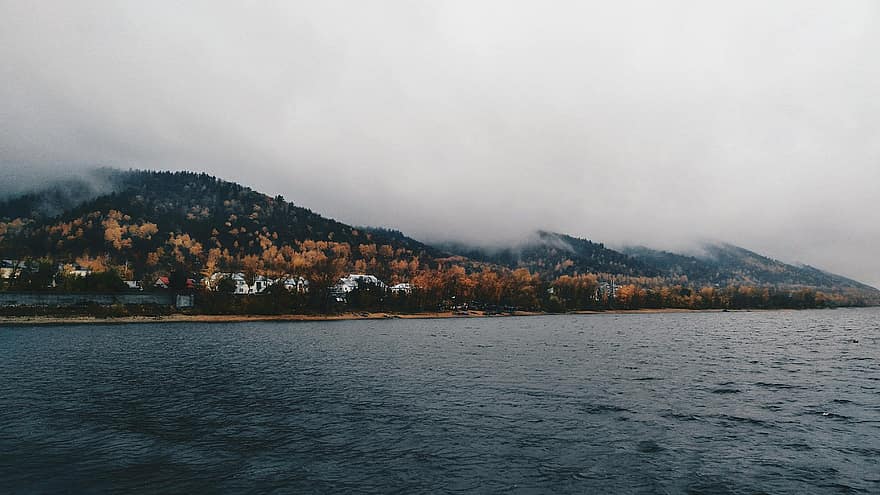 езеро, планини, мъгла, дъжд, сутрин, есен, частично облачно, вода, Волга, плод на бряст, мътен