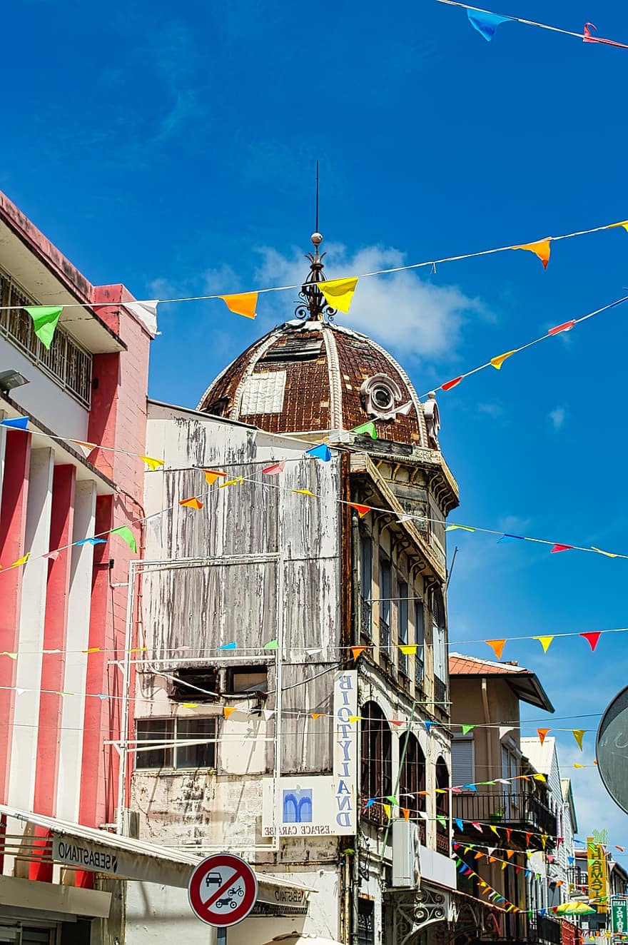 Martinique, ulice, karibský ostrov, architektura, slavné místo, exteriér budovy, kultur, křesťanství, stavba, náboženství, panoráma města