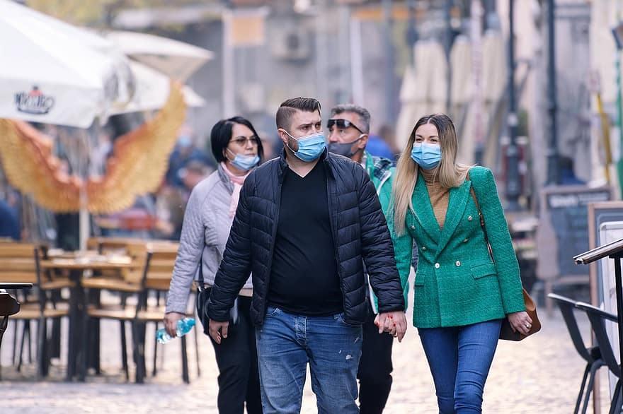 gente, máscara, pandemia, COVID-19, calle, para caminar, grupo, mascara facial, al aire libre, hombres, mujer