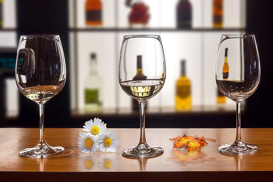 briller, drikkevarer, blomster, forfriskning, Bar, vin, skål, vingård, alkohol, restaurant, begivenhet