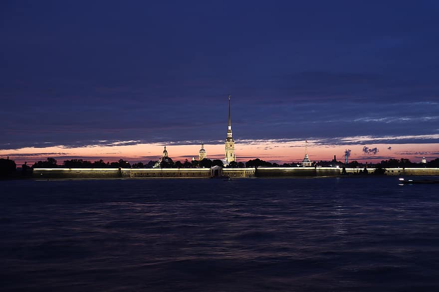 サンクトペテルブルク、ロシア、日没、川、タワー、ピーターとポール要塞、ネヴァ、ランドマーク、歴史的な、夕暮れ、夜