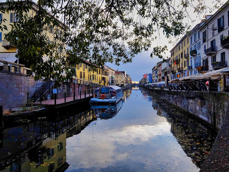 kanal, by, Navigli, milan, båd, kaj, vandveje, vand, afspejling, bygninger, by-