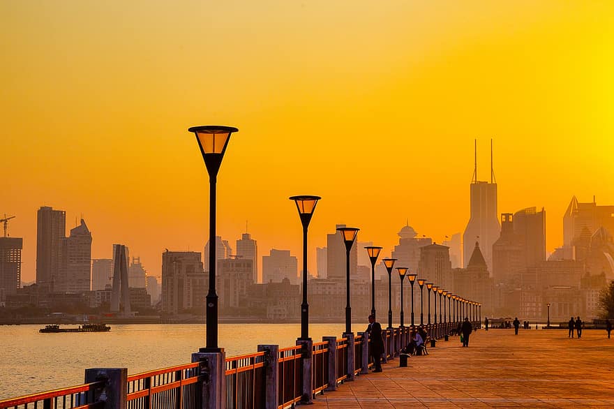 Rio Huangpu, pudong, Xangai, China, paisagem urbana, por do sol, resplendor, cidade, skyline