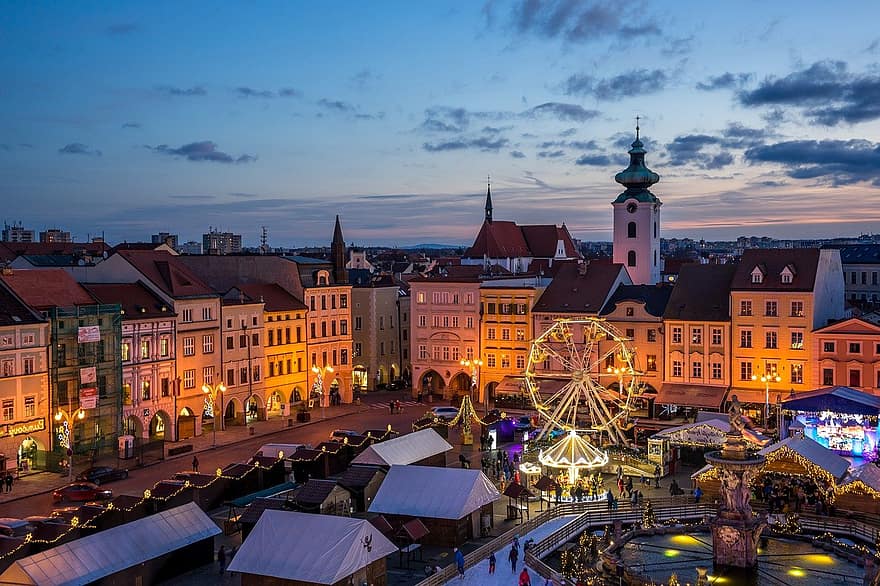 ตลาดคริสต์มาส, ตลาดจุติ, ธรรม, การกำเนิด, คริสต์มาส, เทศกาลจุติ, มายากลคริสต์มาส, สีม่วงแดง mulled, หมัด, budějovice, ceske budejovice