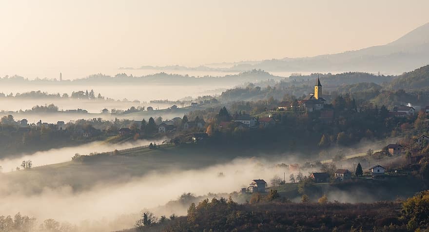 Natur, Stadt, Dorf, ländlich, draußen, Herbst, fallen, nebelig, Reise, Region Zagreb
