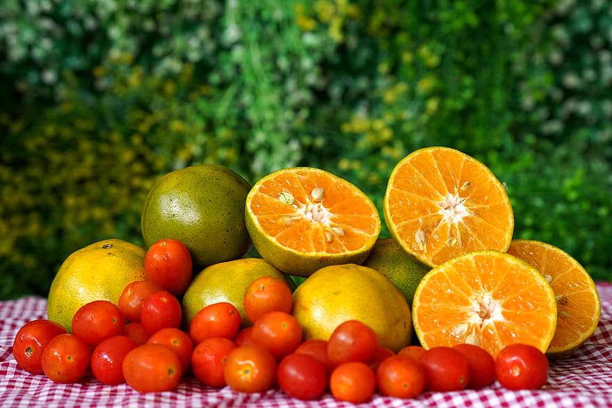 frutas laranja, tomates, frutas frescas