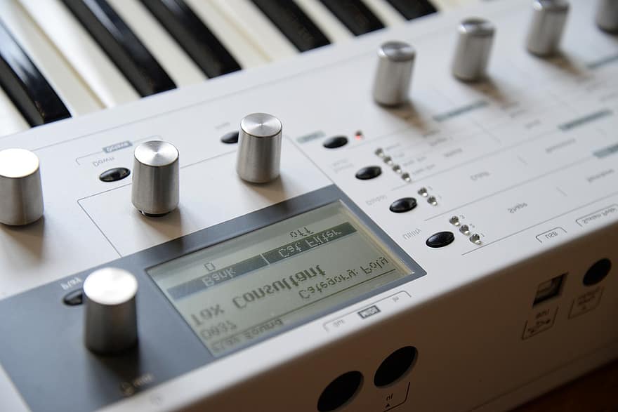 synthesizer, muziekinstrument, synth