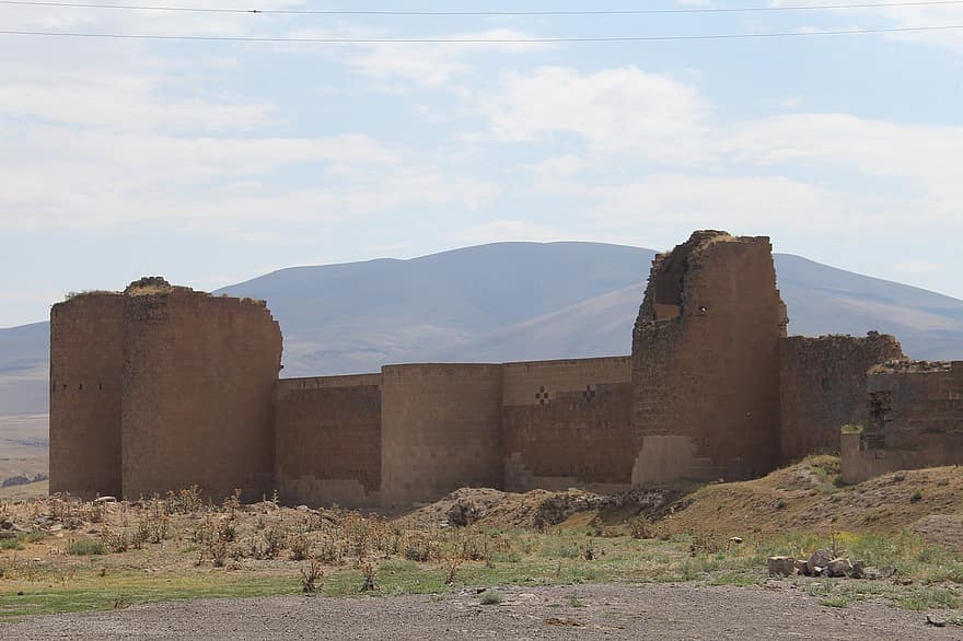 ruina, resturi, fortificație, Kars, arhitectură, istorie, loc faimos, vechi, vechea ruină, peisaj, culturi
