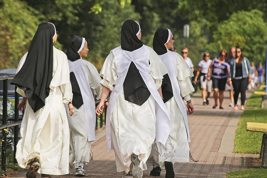Katholiek, nonnen, wandelen, mannen, traditionele klederdracht, culturen, vrouw, religie, kleding, volwassen, jurk