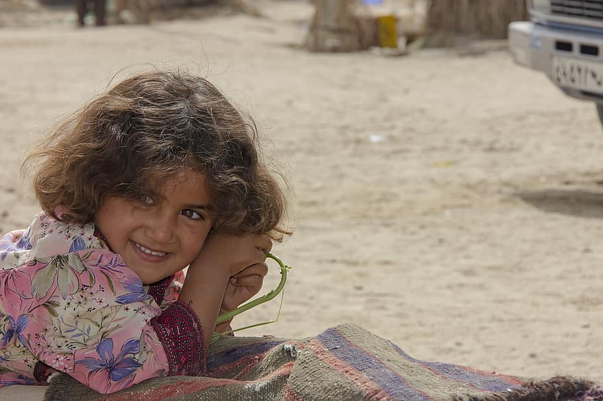 kind, meisje, portret, baloch mensen, glimlachen
