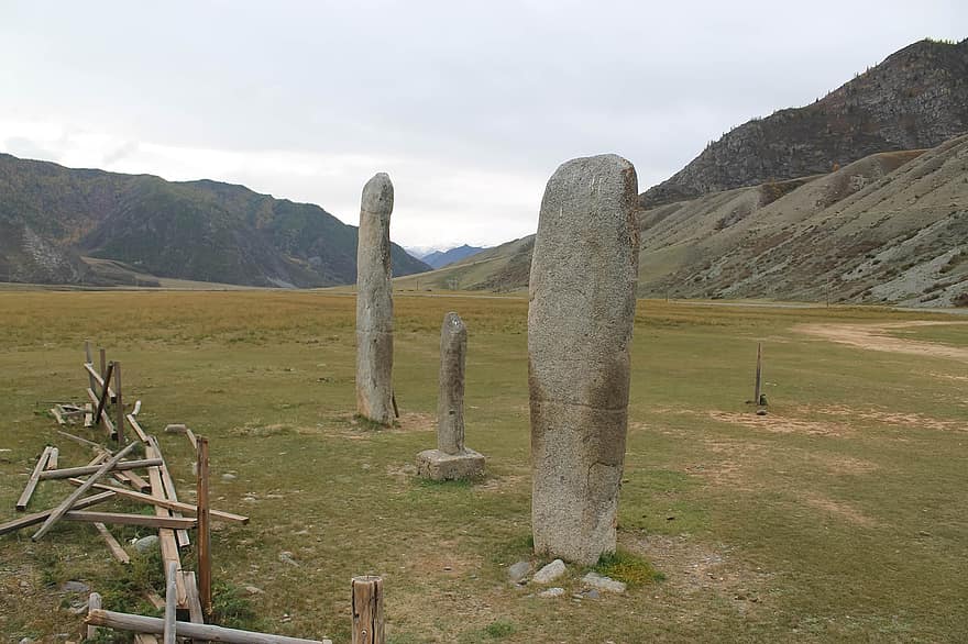 pierres dressées, les montagnes, paysage, Idoles de pierre, la nature, Altaï, Sibérie