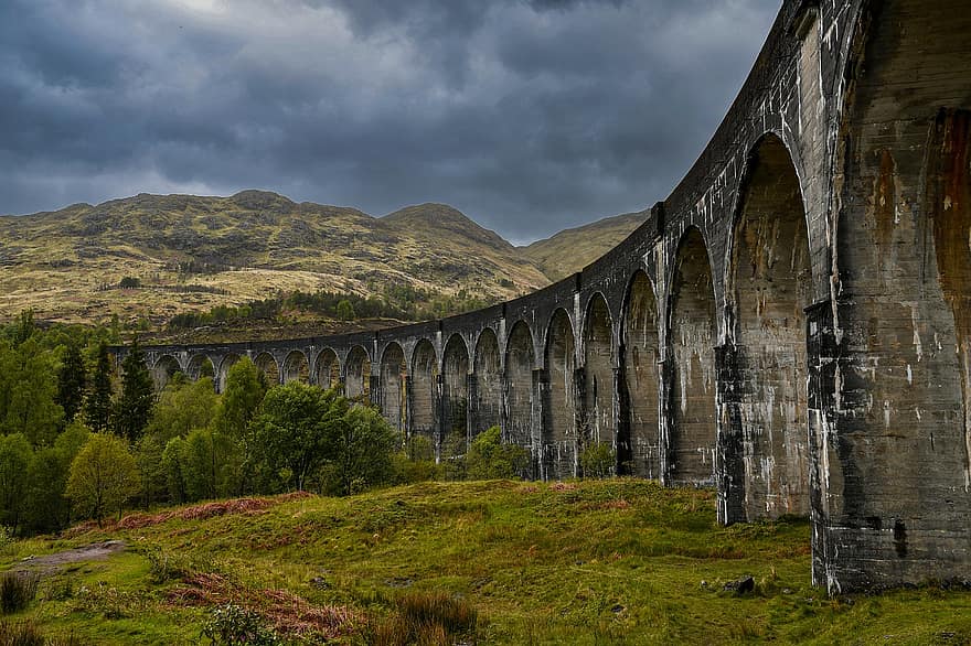 most, vlak, viadukt, architektura, glenfinnan, Skotsko, Bradavice, harry potter, hrnčíř, železnice, silnice