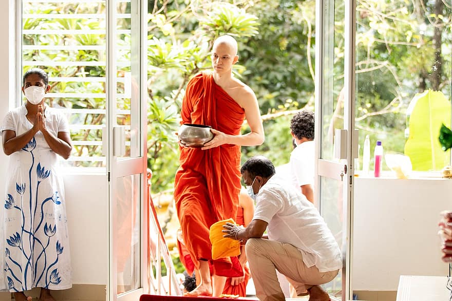 mnich, Srí Lanka, náboženství