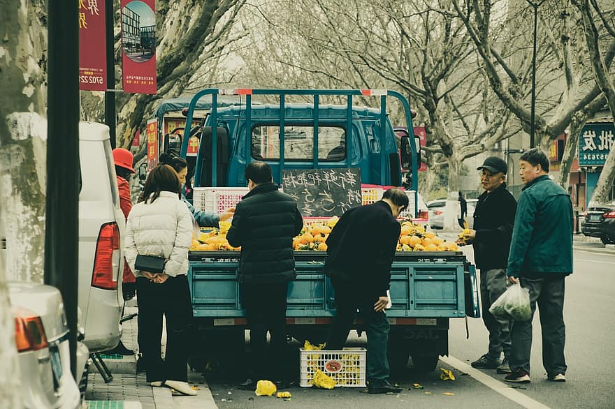 vânzător de fructe, vânzător de stradă, nanjing, oraș, stradă, China, viata de zi cu zi, bărbați, viata de oras, alimente, mâncare