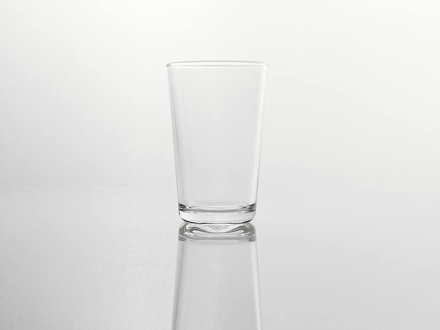 stiklas, tuščia, atspindys, geriamojo stiklo, vienas objektas, skystis, gerti, skaidrus, Iš arti, alkoholio, švarus