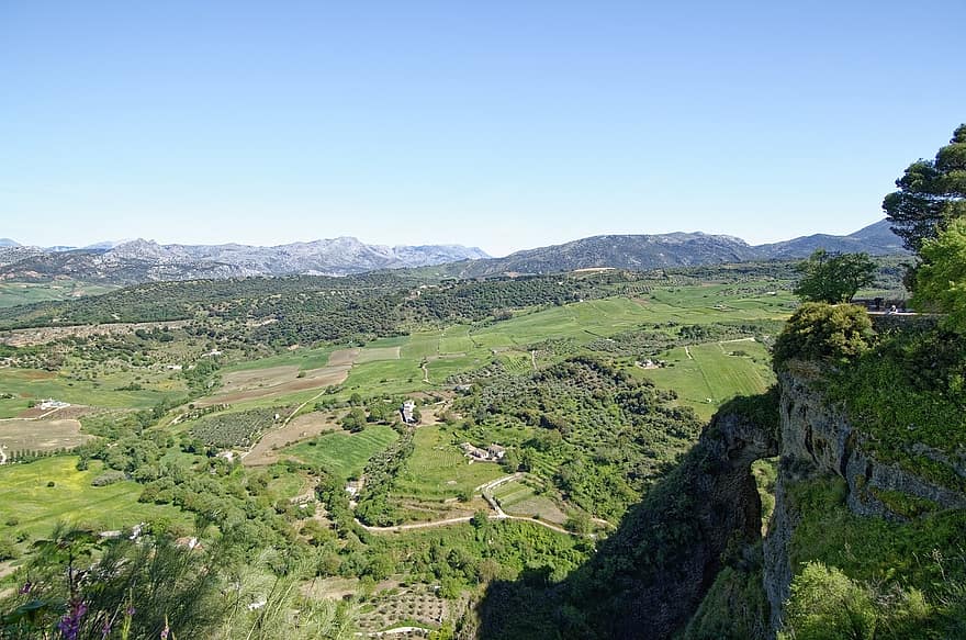 espanya, andalusia, Província de Màlaga, vista aèria, poble, muntanyes, arbres, camp, escena rural, paisatge, muntanya