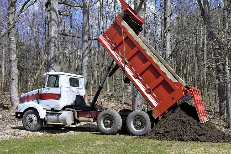 camión de la basura, rojo, blanco, dumping, Suciedad negra, suelo, camión, jardinería, tierra, motor de la tierra, paisaje