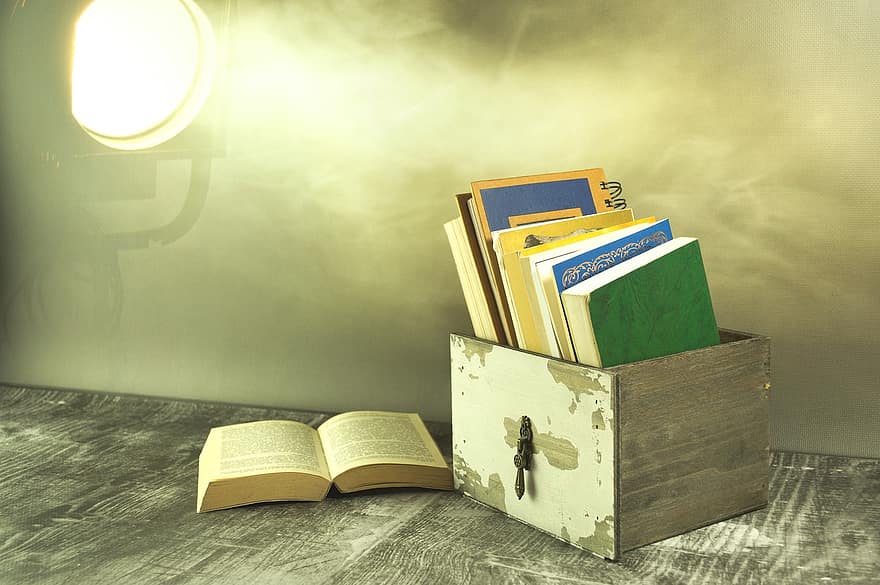 cărți, vechi, lampă, iluminat, cărți vechi, reflector, ceaţă, cețos, cunoştinţe, romane, citit